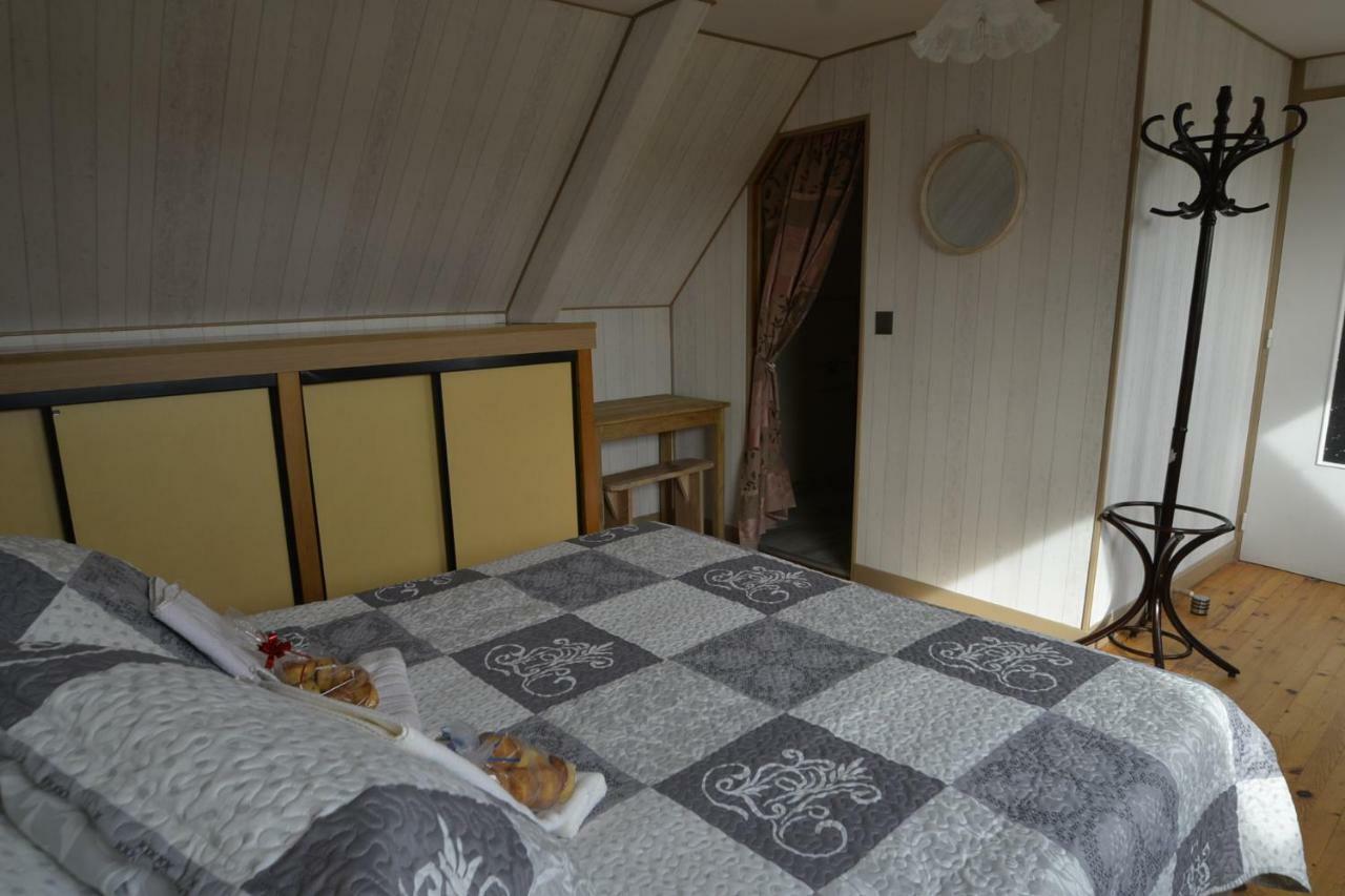 Bed and Breakfast Couloumine breizh à Saint-Aignan  Extérieur photo